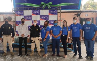 Recebendo Doação de Alimentos da PRF Paraíba